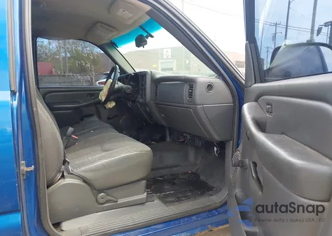 2003 GMC Sierra 1500 Work Truck z USA, uszkodzony, nr VIN 1GTEC14X43Z122175